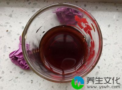 每次30ml药酒，兑入凉开水20ml服，每日2次