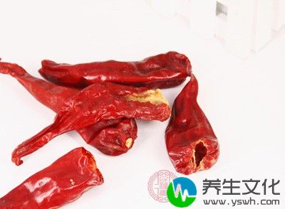 女性一定要避免食用过多刺激性食物