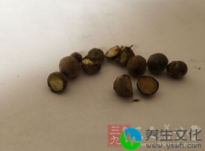 关于山药豆发芽了还能吃吗的问题，毫无疑问，山药豆发芽了是不能吃的