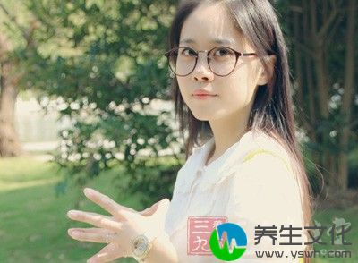 痘坑形成的原因