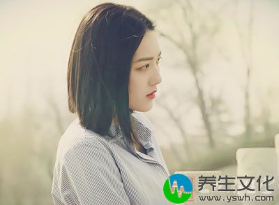 经常向别人打听你的情况