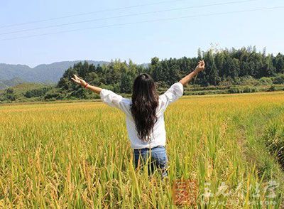 夏季养生 10招助白领治好颈椎病