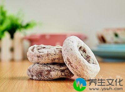 那些白霜其实是葡糖哦。在新鲜的柿子里含有大量水分