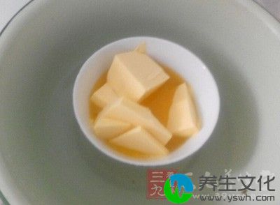 反式脂肪酸：藏身之处———烘焙食品、人造黄油或奶油、油炸食品