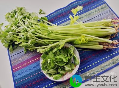 连根芹菜120克(洗净切碎