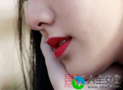 美白小妙招1 自制蜂蜜美白面膜