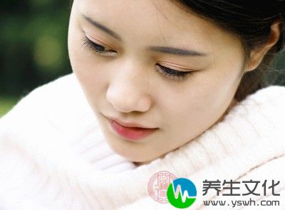 想美白，还要保持充足的水份