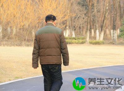 这种人不仅要精通地理环境学，还要精通周易，非常不容易有