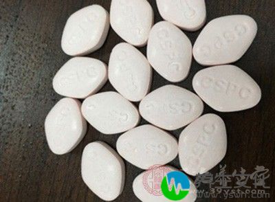 可服些B族维生素如维生素B6、B2