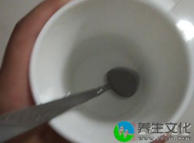 尽量避免常饮蒸馏水