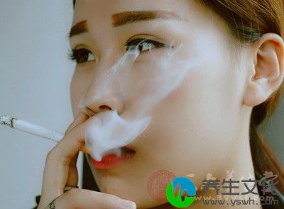 吸烟时会造成头皮的毛细血管收缩