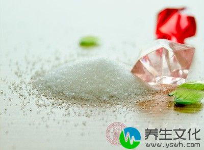 一次性吃盐过量会让身体存水