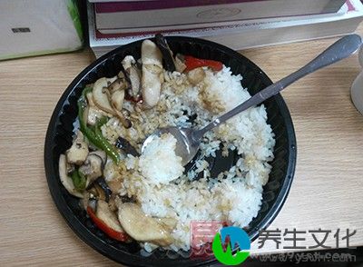 剩饭菜应该如何处理