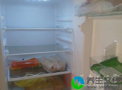 甚至是剩菜剩饭放入冰箱