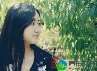 无论做同事、做朋友、做妻子当然是“带得出去”的女人最可心