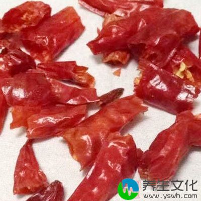 苋菜梗300克，朝天椒3个，干辣椒3个，紫皮蒜1头，油，盐，味精