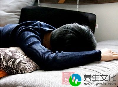 醒的次数多，就会导致总睡眠时间变少，睡眠质量下降