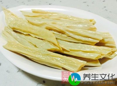 豆腐干(香干)、豆腐丝(片、皮)、腐竹、北豆腐、南豆腐等