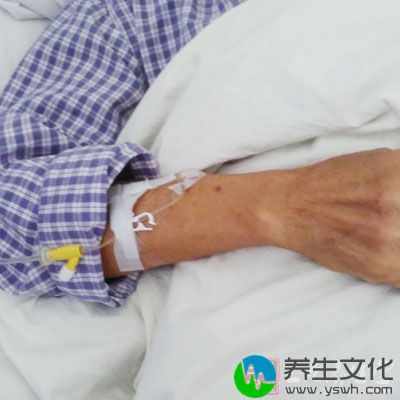 随着身体的逐渐康复，黑眼圈也会慢慢地淡化下去