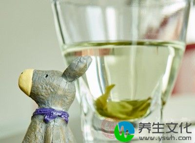 因为茶叶中也含有鞣酸