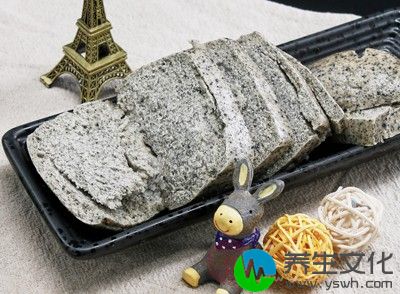 以米面为主食：每日量350-400G，能使肝糖原含量增加，保护和促进肝细胞再生