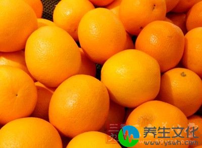 每100g橙的可食部分含维生素C16毫克，蛋白质0.7克，无机盐0.4克