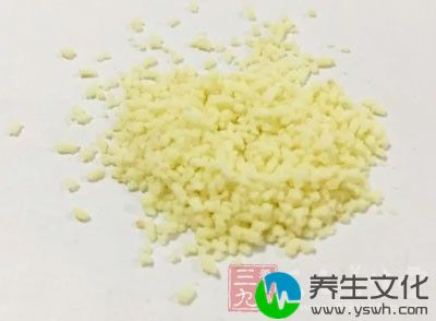 香葱，姜沫，干辣椒，苦苦菜，生抽，鸡精，盐少许，蚝油