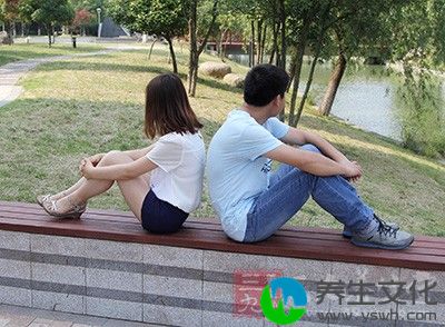 对于那些念旧的男人来说，凡是在他们生命中经过的旧女人