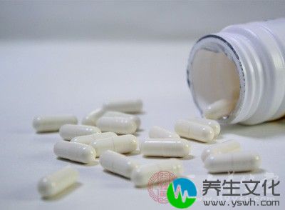 应用可待因、抗抑郁药、铁剂、抗胆碱类药物