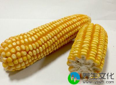 新鲜玉米粒300克，新鲜豌豆50克，新鲜香菇6个