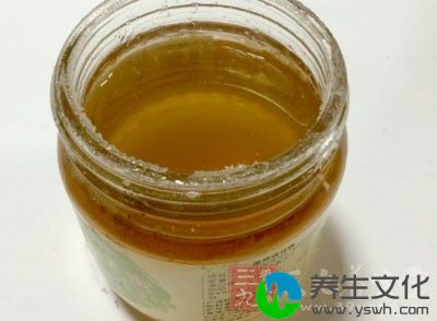 冬天加蜂蜜适量调和，如果感觉粘就加几滴牛奶