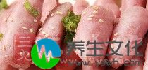 变质或没有烤熟的香肠中含有肉毒杆菌、大肠杆菌等毒素