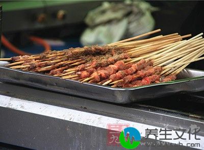 食材-烤肉 羊肉串-吴佳佳拍-王妍雅修 (1).jpg