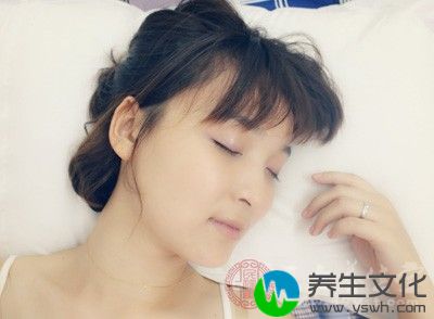 同时要多休息，保持睡眠充足