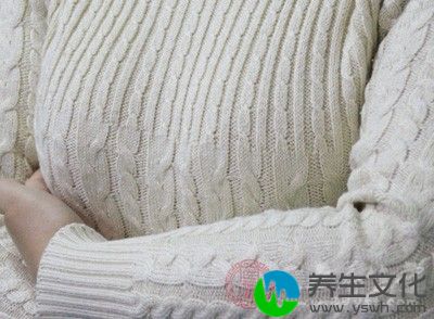 乳头、乳晕单纯性颜色加深,成为深褐色或黑褐色