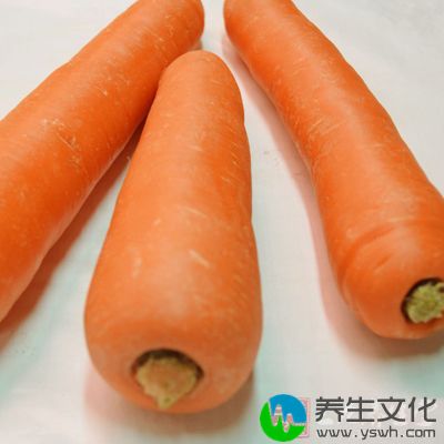 将胡萝卜研碎挤汁，取10-30毫升