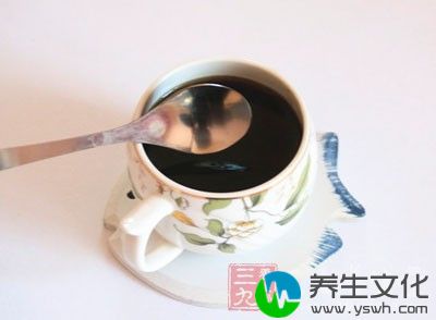 有食物能保养皮肤，那么就有食物对皮肤是有伤害的