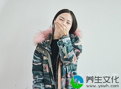 韭菜中的含硫化合物还能使黑色素细胞内酪氨酸系统功能增强