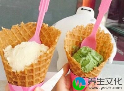 过冷、过烫的食物都可刺激胃酸分泌增加