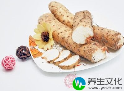 山药去皮切块后依每次的食用量以塑胶袋分装