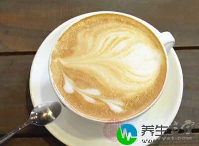 忌大量饮用咖啡和茶