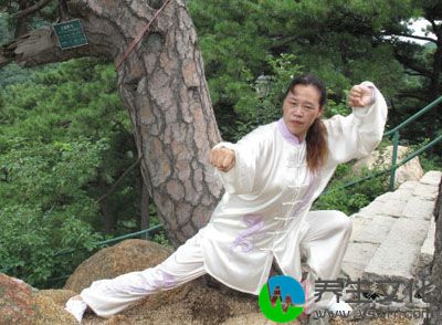 分慢架(或称关节拳、方架)及快架