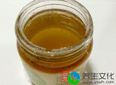 根据喜好在服用时添加在自己喜欢的饮料、果汁、豆浆、蜂蜜、酸奶