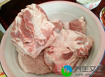 而他们用“淋巴肉”炼制的“饲料油”