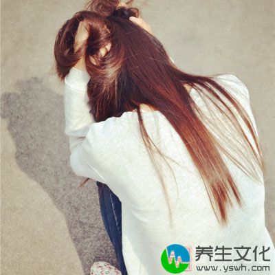 女性在平时的生活当中，情绪波动比较的大