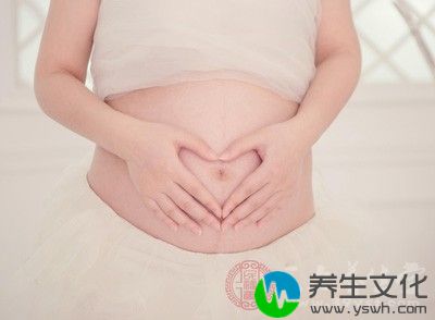 女性做割双眼皮修复手术不能在经期或者怀孕期间进行