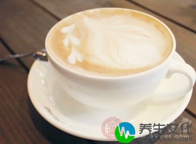 吸烟饮酒、摄入浓茶或咖啡