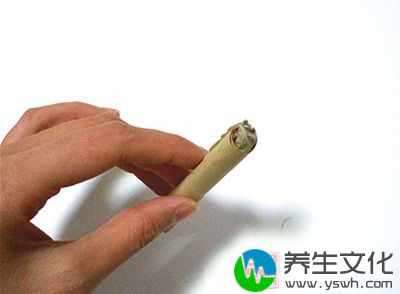 选用1~2穴，取麦粒大艾炷灸之，温热红润而痉止