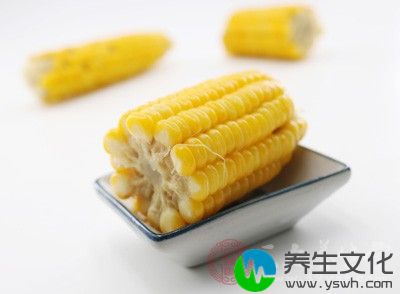 在我们经常食用的食物当中这两种物质含量比较丰富的有大豆、黑芝麻、玉米等