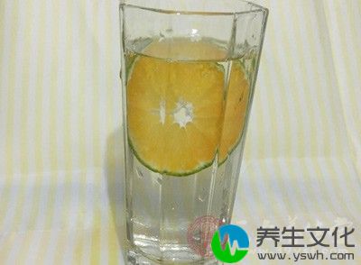 柠檬水加维他命C